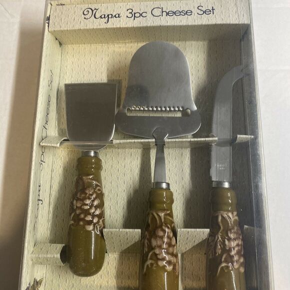 Napa Tuscany Vineyard 3pc Cheese Set Stainless Steel with Ceramic Handles - Picture 5 of 8